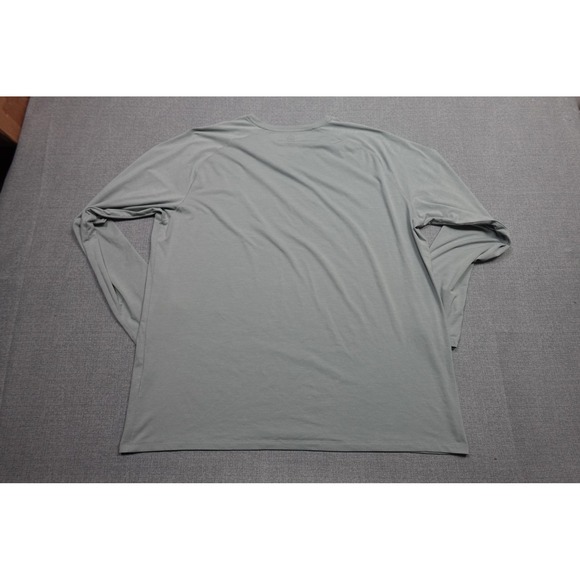 Peter Millar Shirt Mens XL Green Long Sleeve Performance Tee Lightweight Stretch - Picture 2 of 8